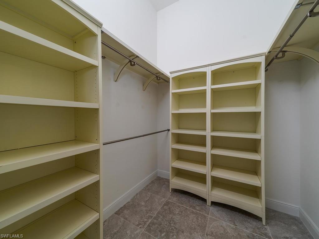 MAPLE RIDGE - Residential