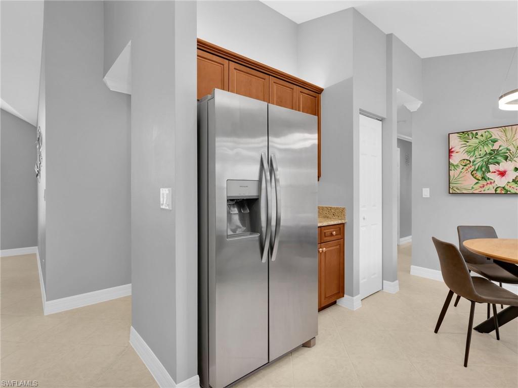 SATURNIA LAKES - Residential