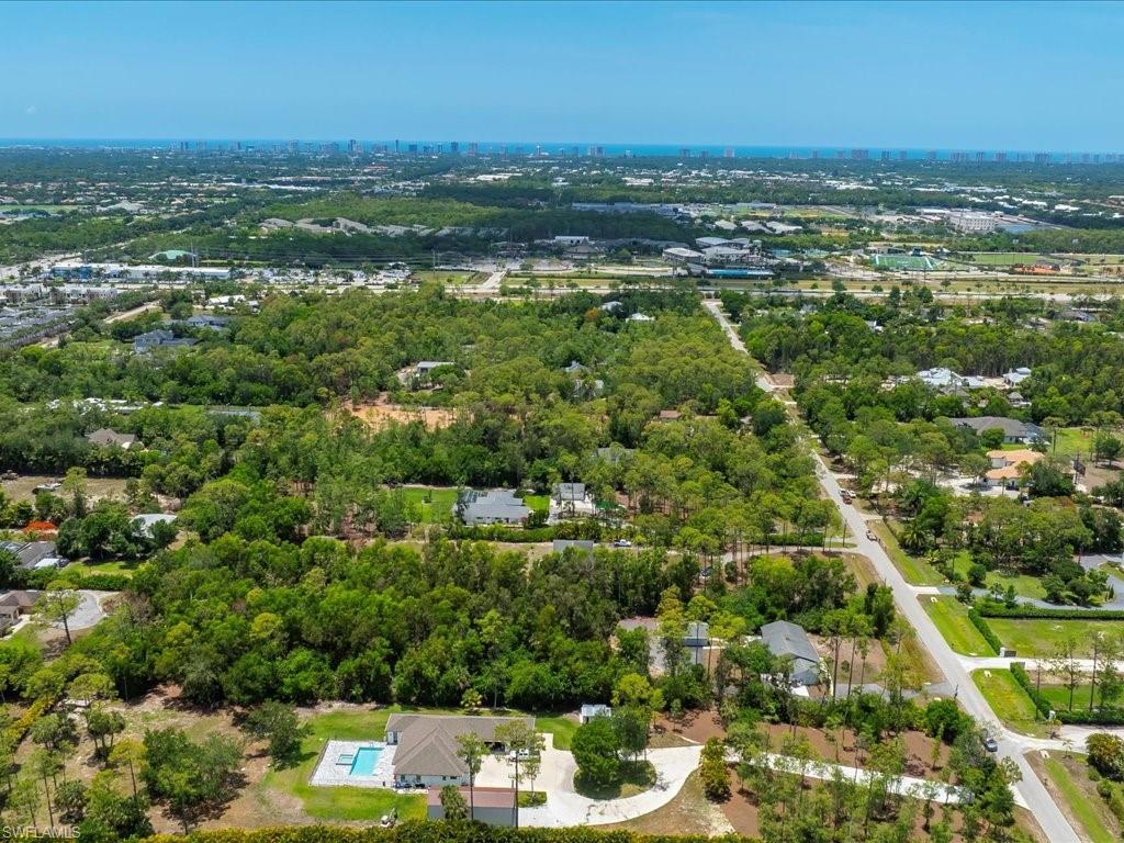 LIVINGSTON WOODS - Residential