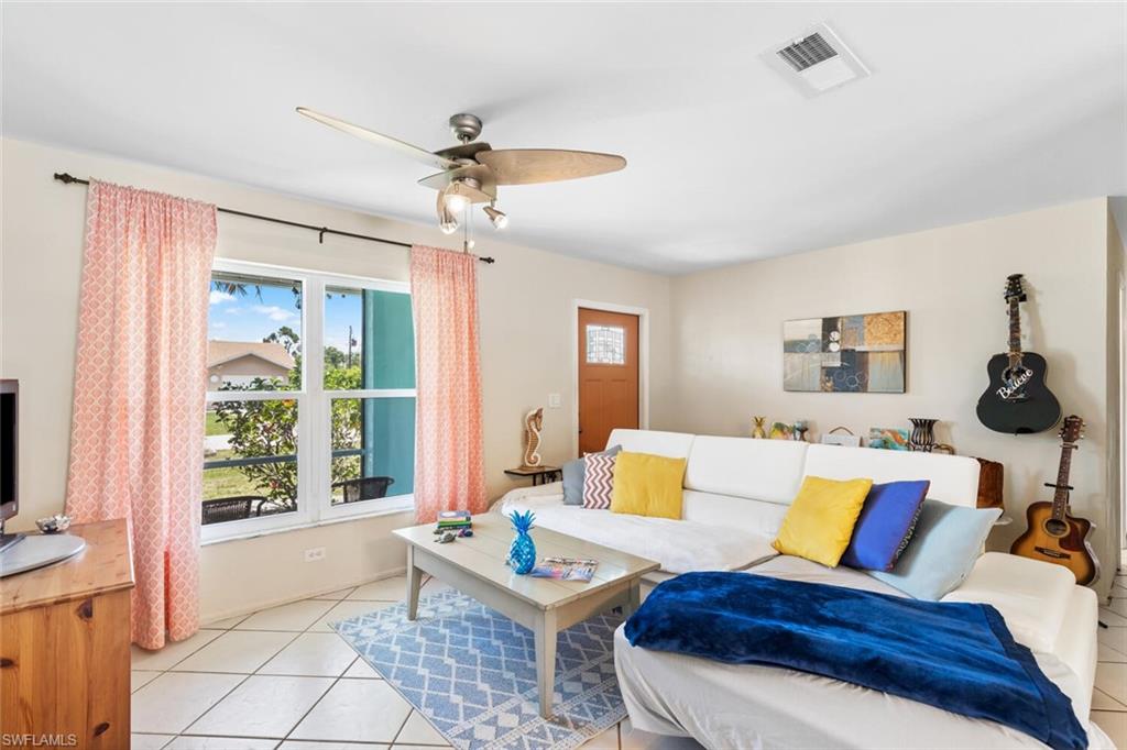 SAN CARLOS PARK - Residential