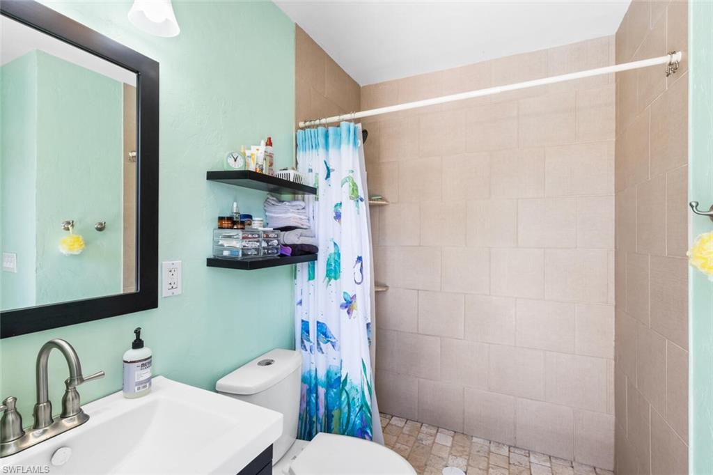 SAN CARLOS PARK - Residential