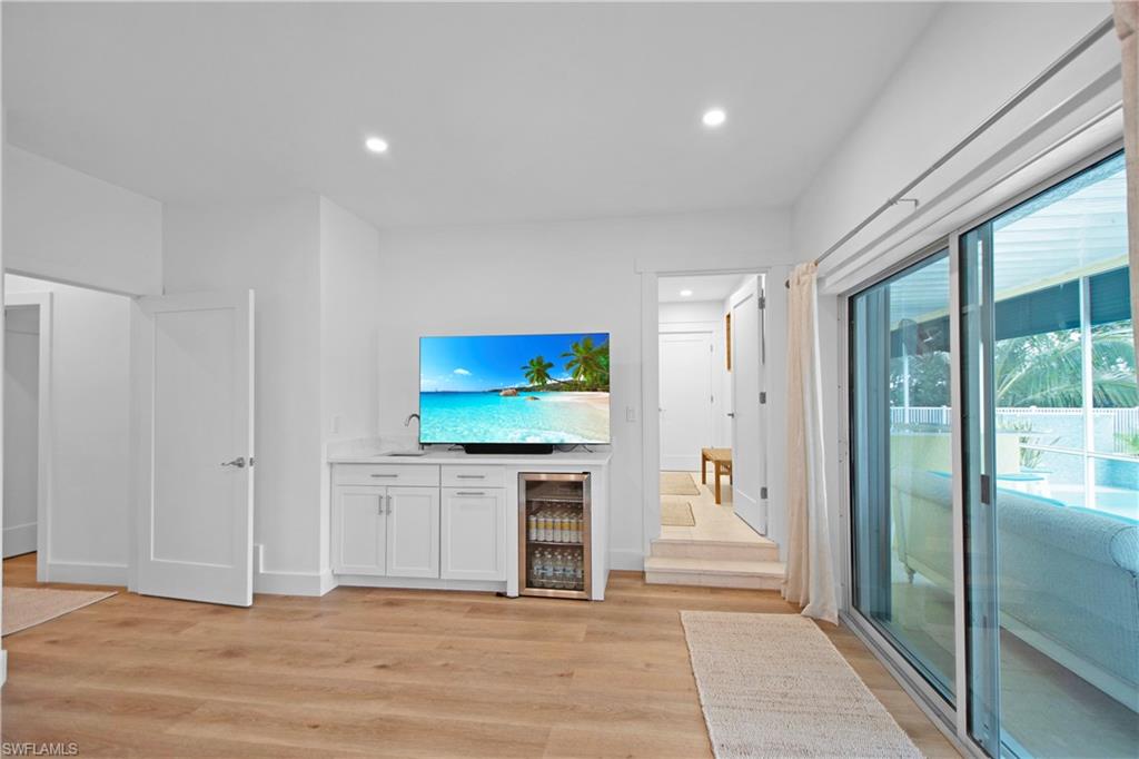 ISLES OF CAPRI - Residential