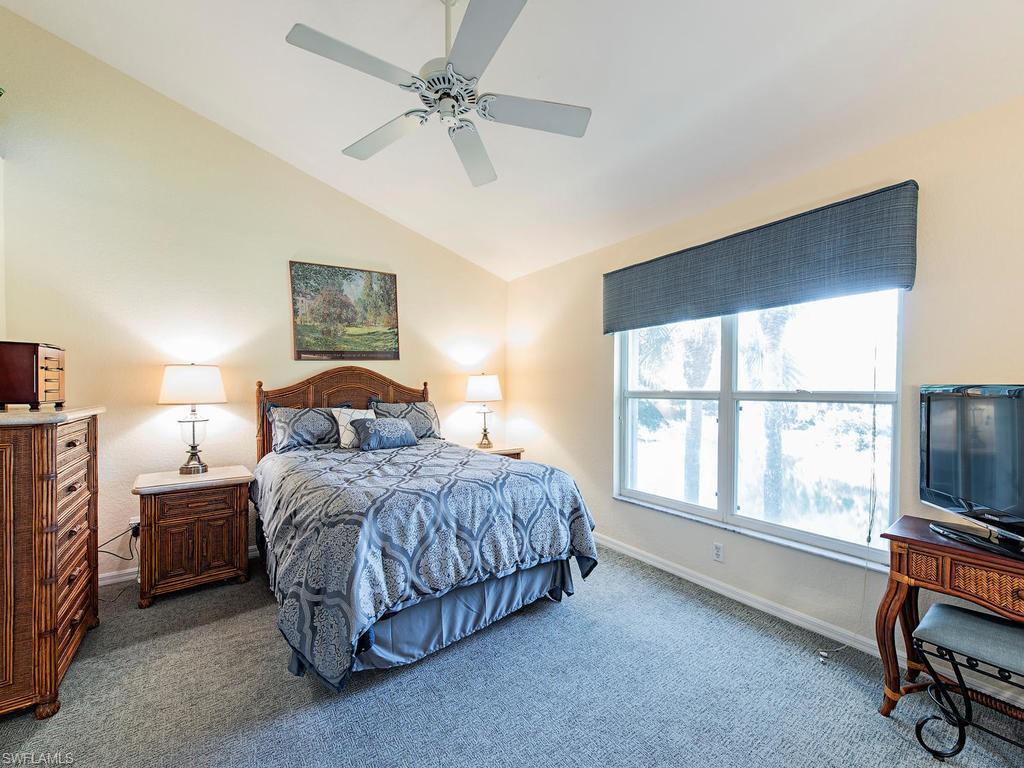 CARLTON LAKES - Residential