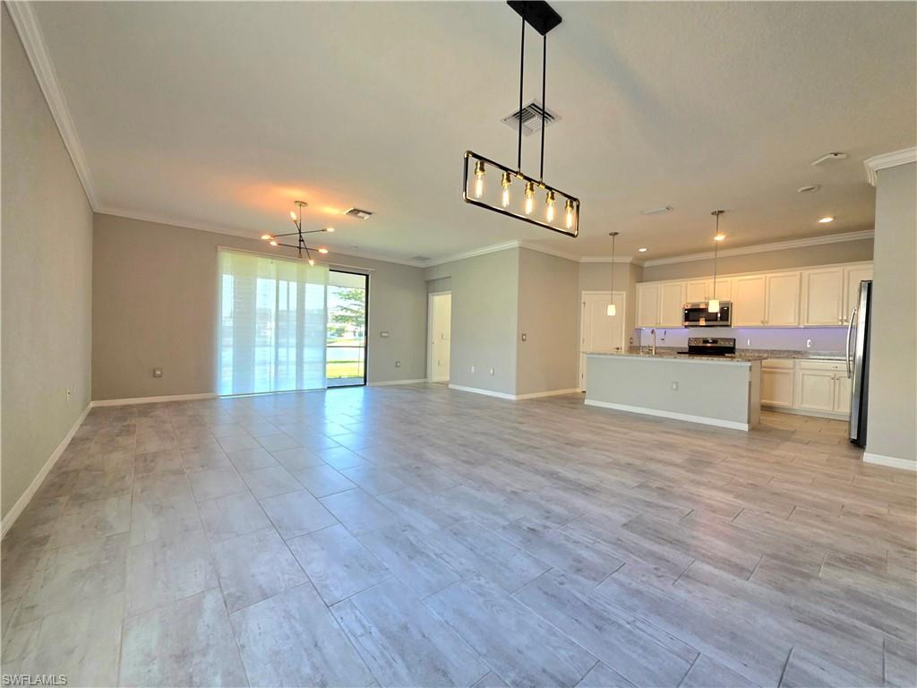 ARBORWOOD PRESERVE - Residential