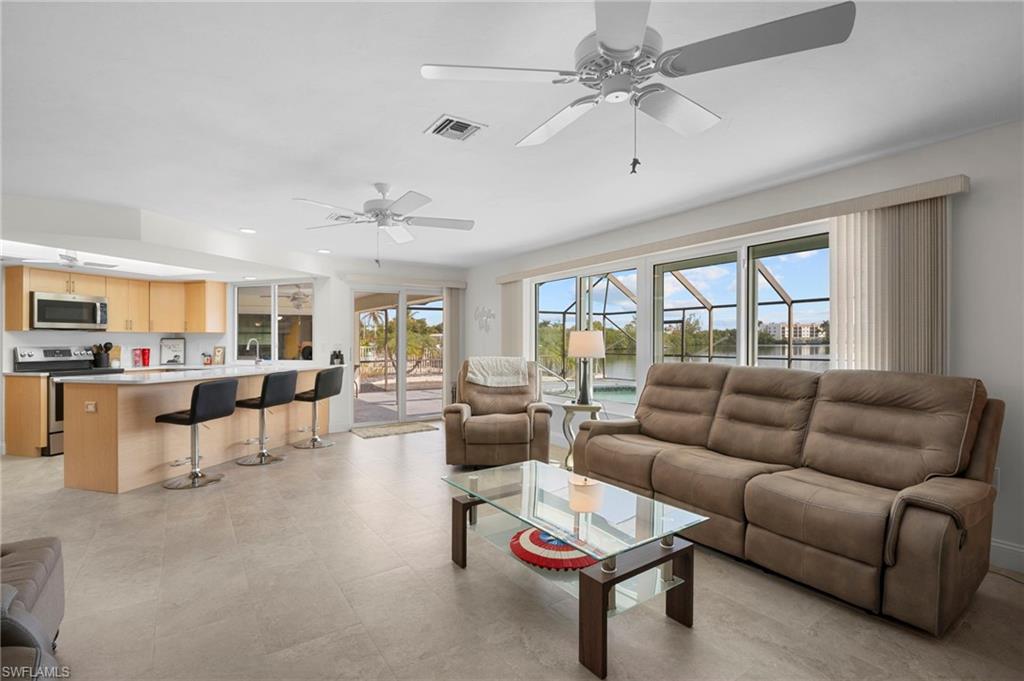 LITTLE HICKORY SHORES - Residential