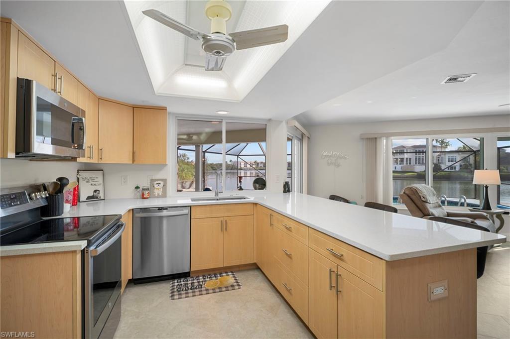 LITTLE HICKORY SHORES - Residential