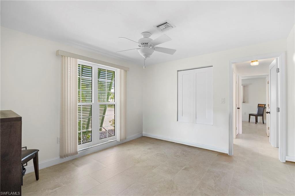 LITTLE HICKORY SHORES - Residential