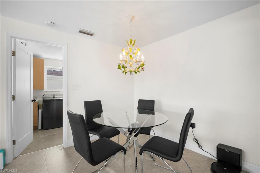 LITTLE HICKORY SHORES - Residential