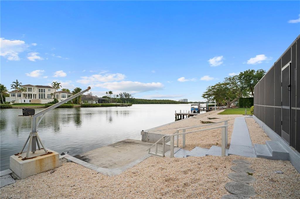 LITTLE HICKORY SHORES - Residential