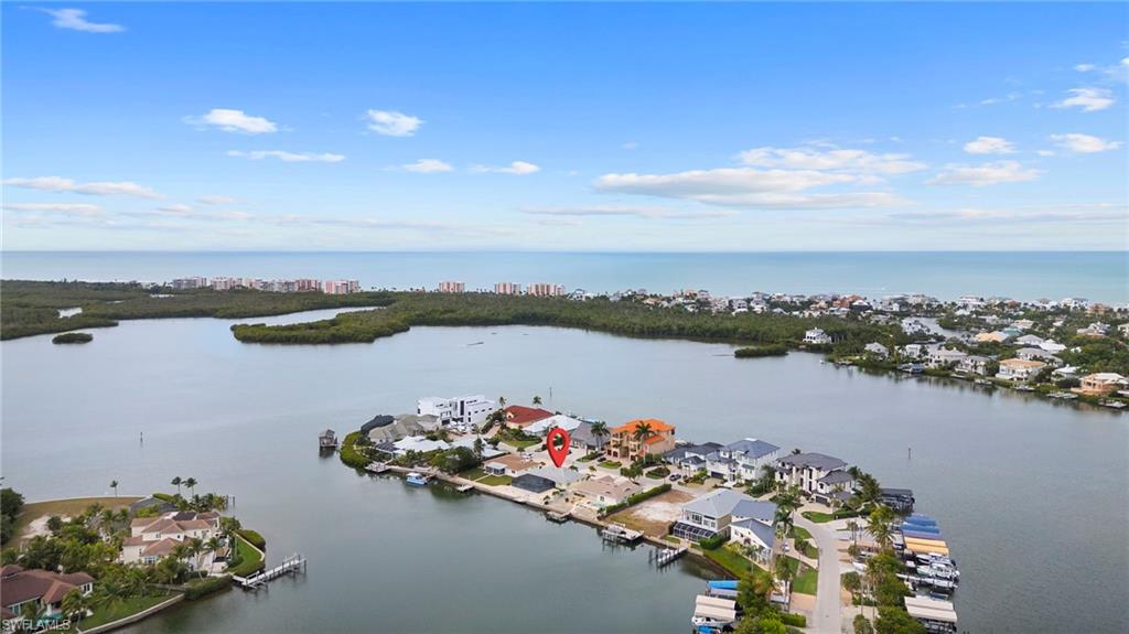 LITTLE HICKORY SHORES - Residential