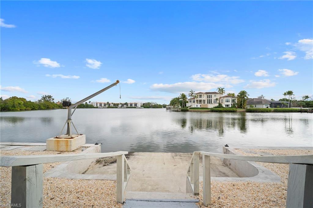 LITTLE HICKORY SHORES - Residential