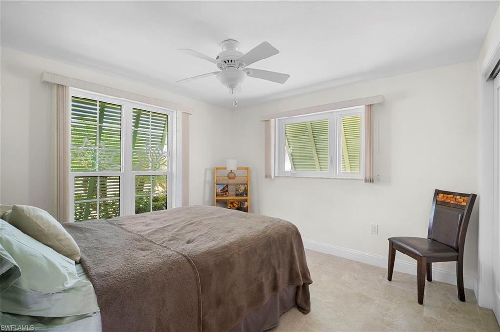 LITTLE HICKORY SHORES - Residential