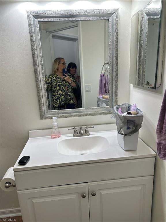 SAN CARLOS PARK - Residential