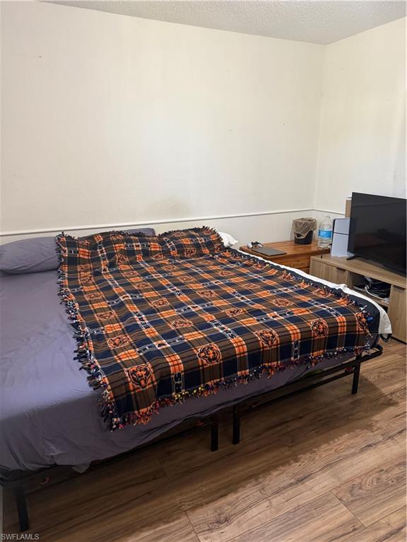 SAN CARLOS PARK - Residential