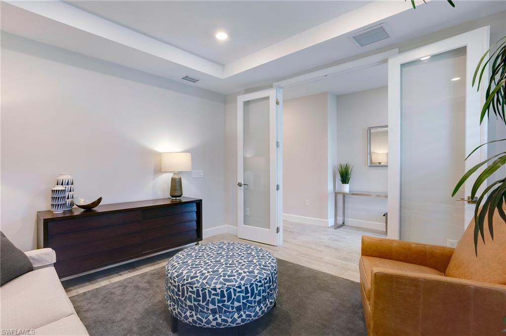 VENTANA POINTE - Residential