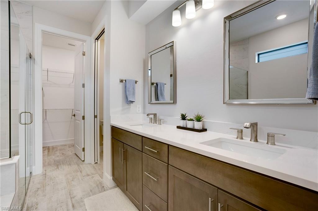 VENTANA POINTE - Residential