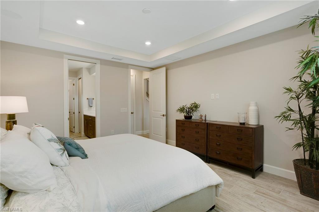 VENTANA POINTE - Residential