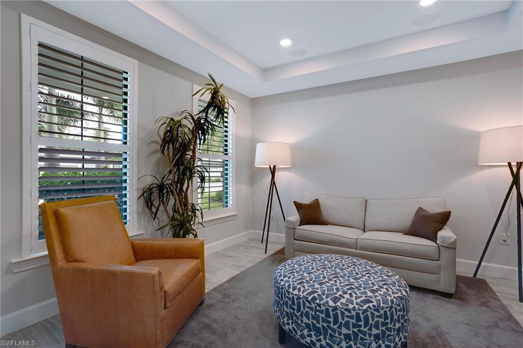 VENTANA POINTE - Residential