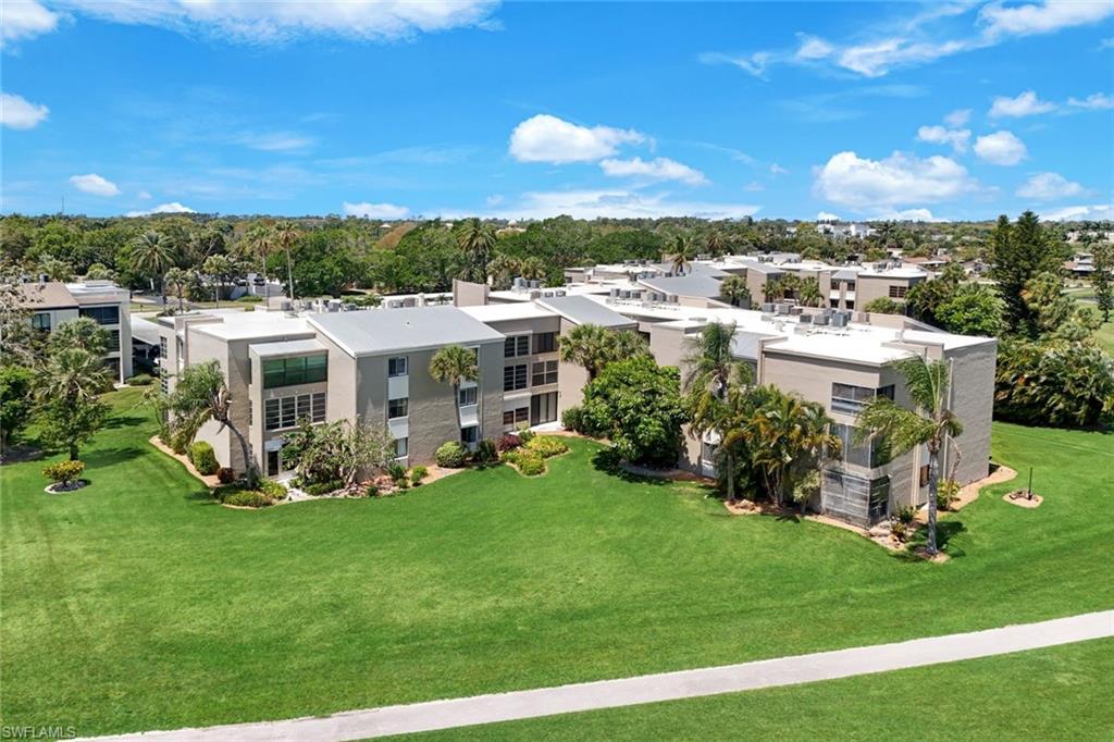 LAKEWOOD - Residential