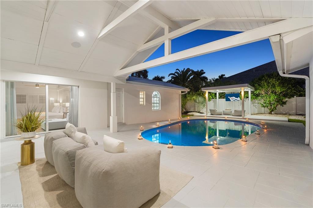 645 Park Shore DR