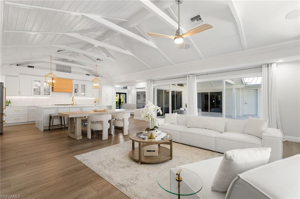 PARK SHORE - Residential