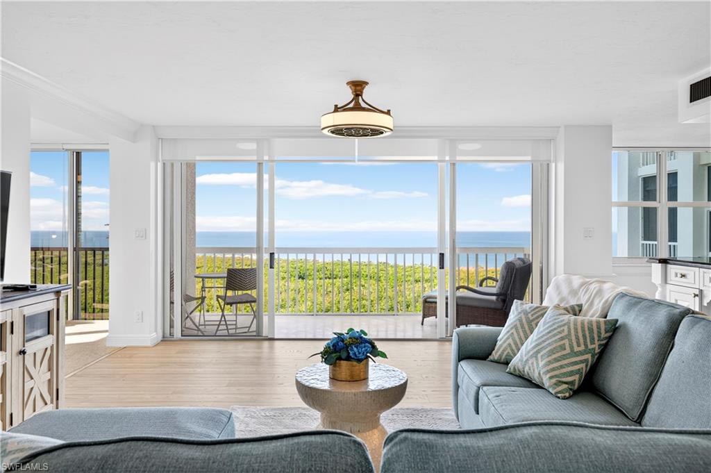 6573 Marissa LOOP 2004