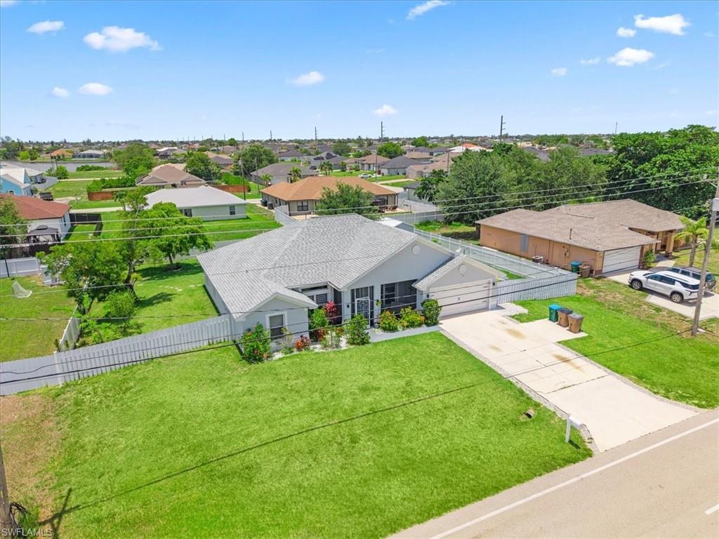 CAPE CORAL - Residential
