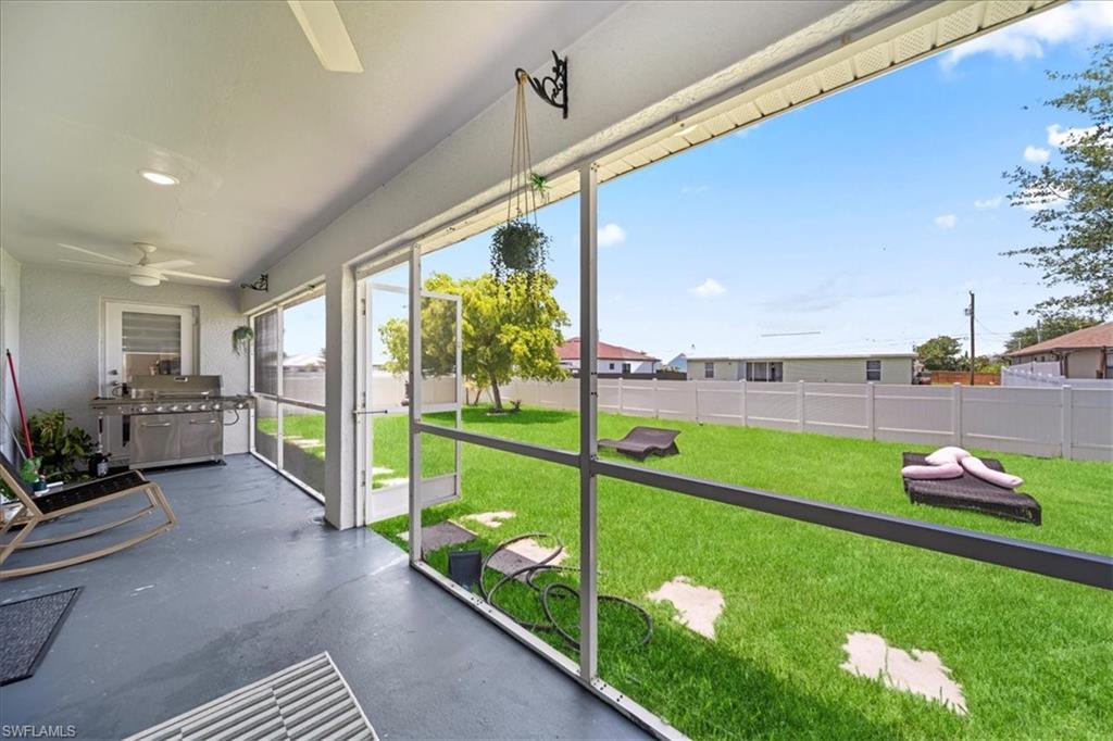 CAPE CORAL - Residential