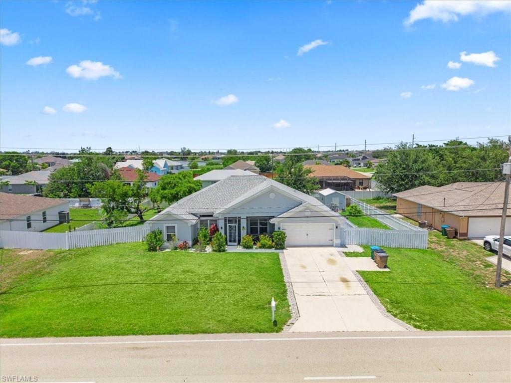 CAPE CORAL - Residential