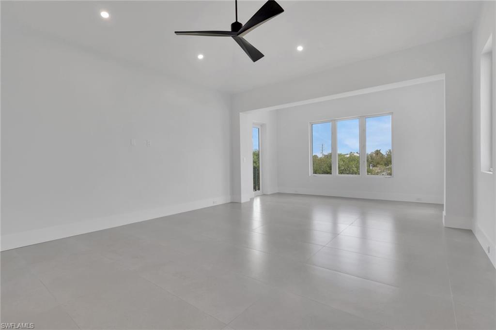 LITTLE HICKORY SHORES - Residential