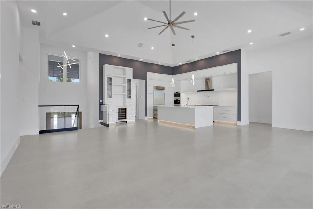 LITTLE HICKORY SHORES - Residential