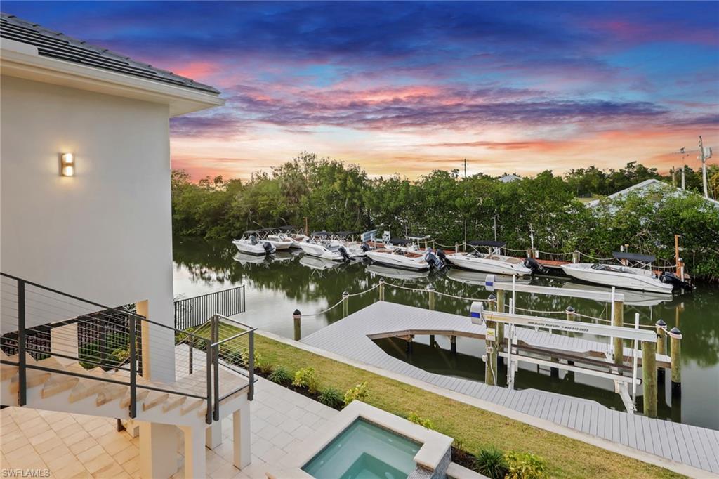 LITTLE HICKORY SHORES - Residential