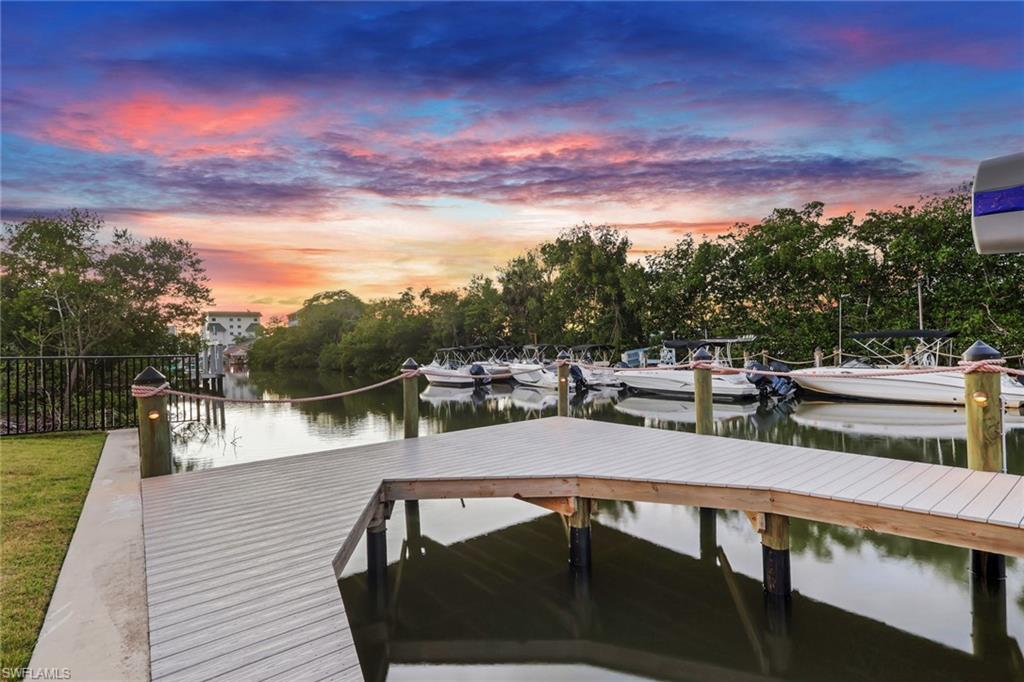 LITTLE HICKORY SHORES - Residential