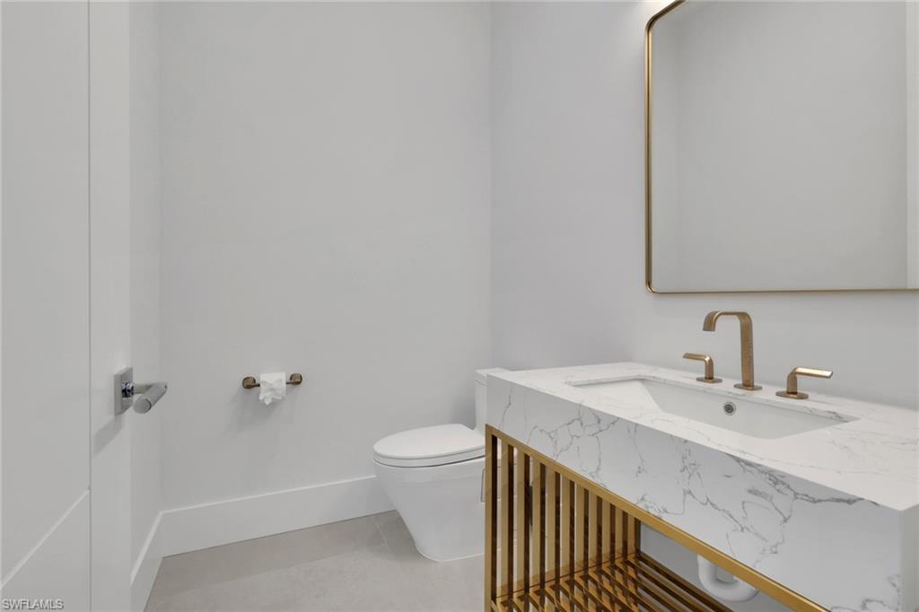 LITTLE HICKORY SHORES - Residential