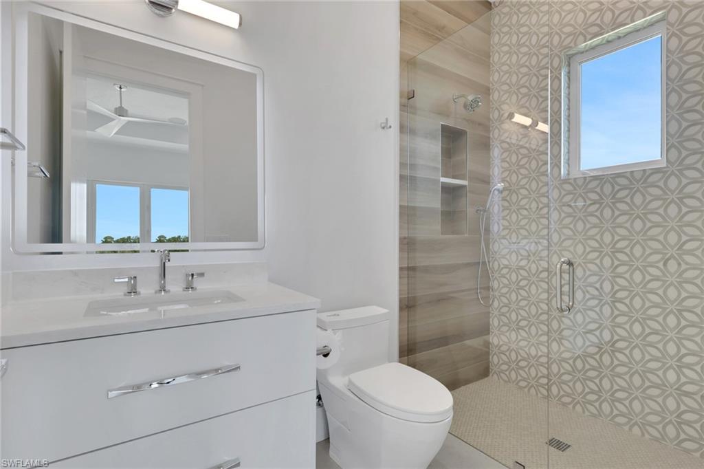 LITTLE HICKORY SHORES - Residential