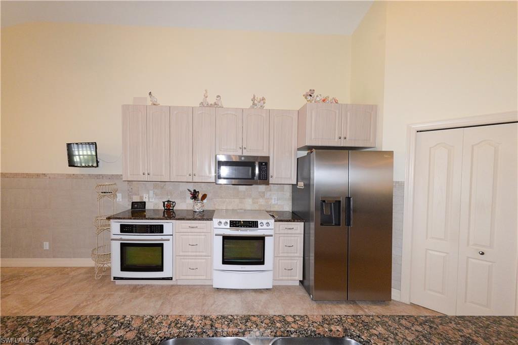 FLAMINGO BAYOU SUBD - Residential