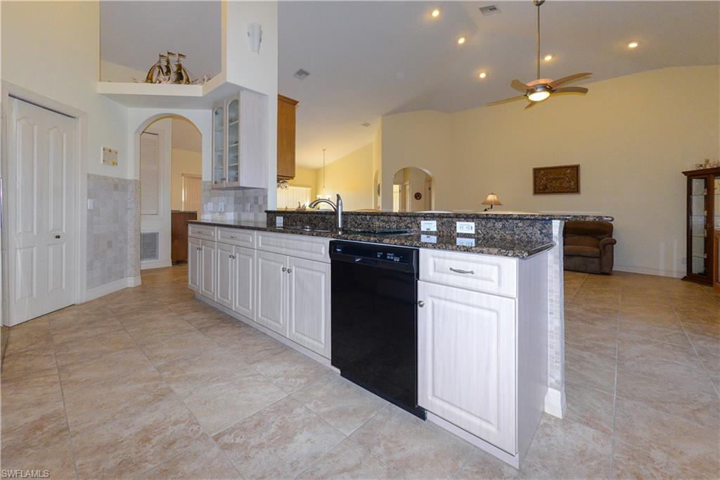 FLAMINGO BAYOU SUBD - Residential