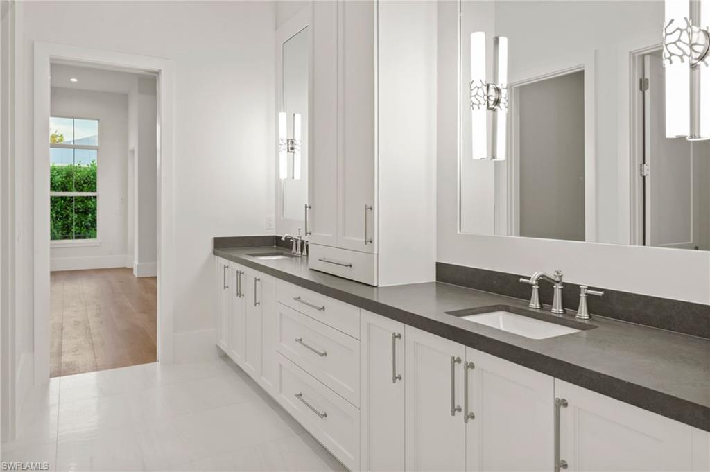 LAKE PARK - Residential