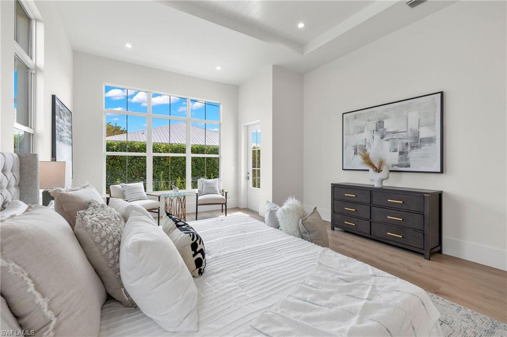 LAKE PARK - Residential