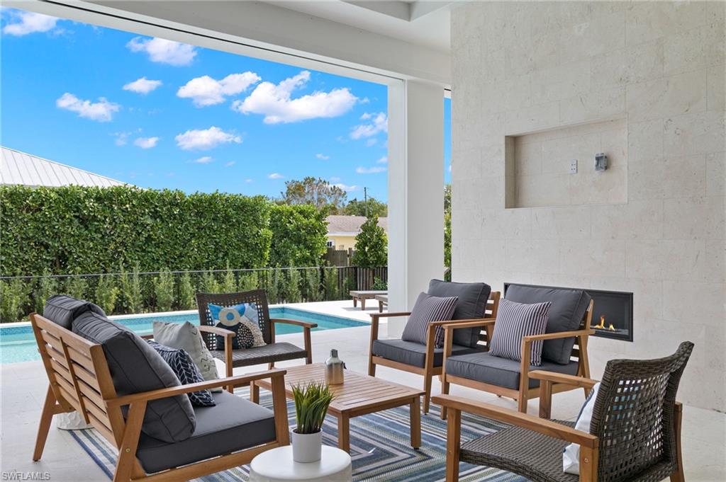 LAKE PARK - Residential