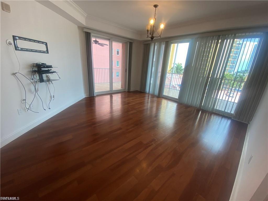 RIVIERA - Residential Lease