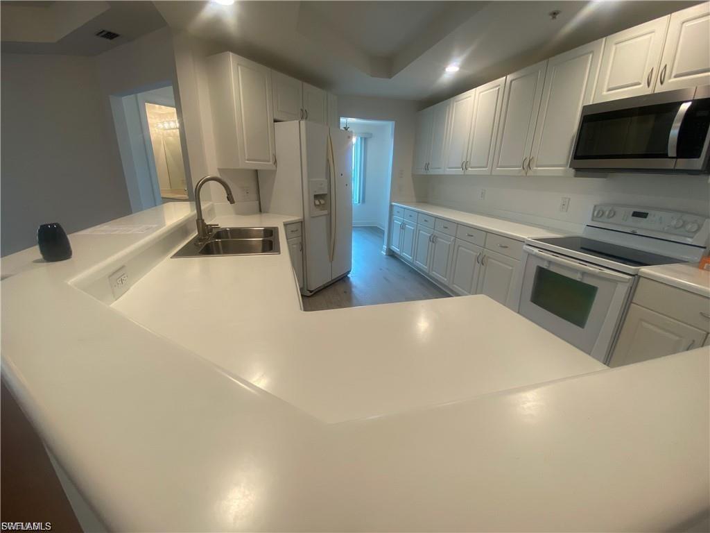 RIVIERA - Residential Lease