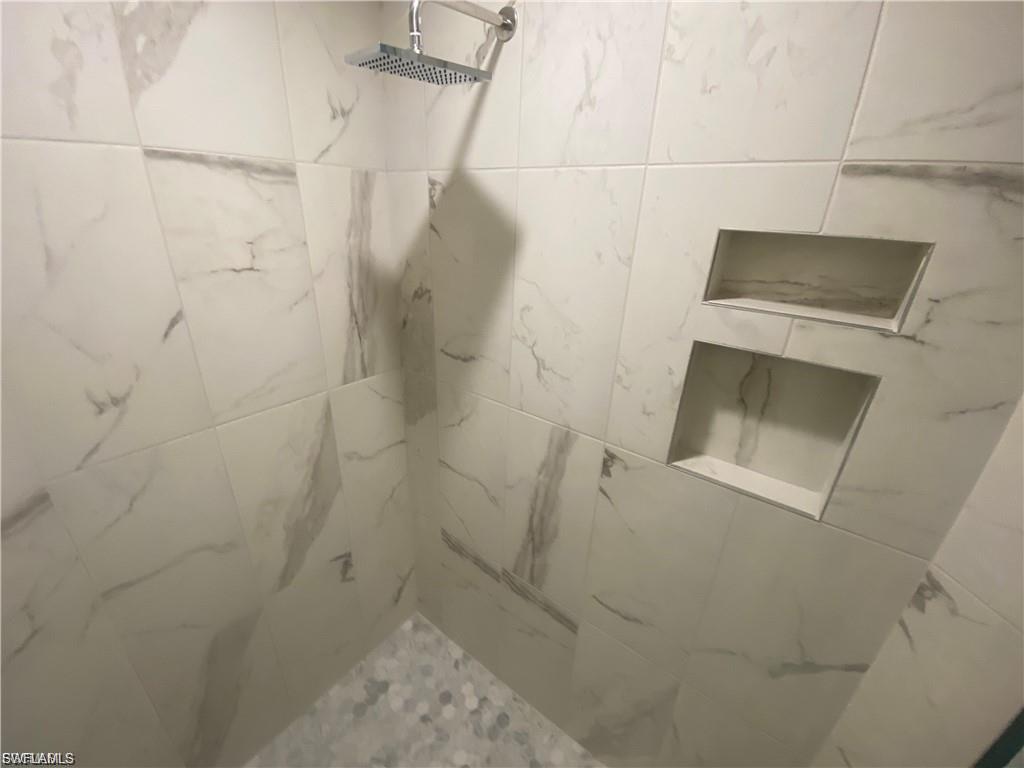 RIVIERA - Residential Lease