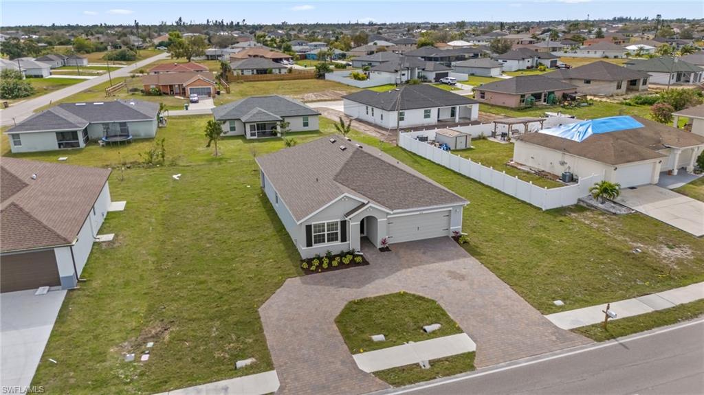 CAPE CORAL - Residential