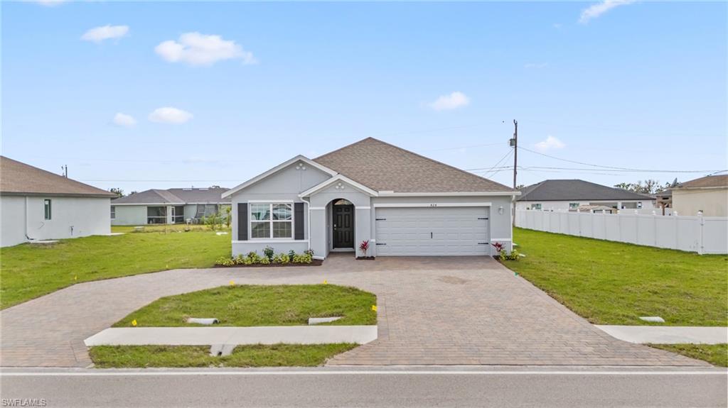 CAPE CORAL - Residential