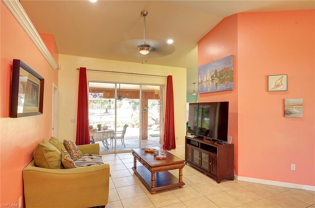 CORAL OAKS GOLF COURSE - Residential