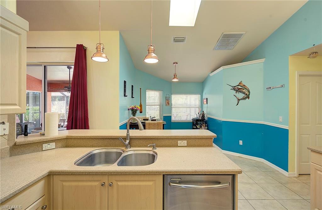 CORAL OAKS GOLF COURSE - Residential