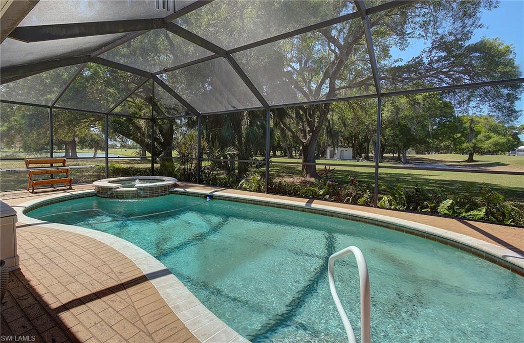 CORAL OAKS GOLF COURSE - Residential