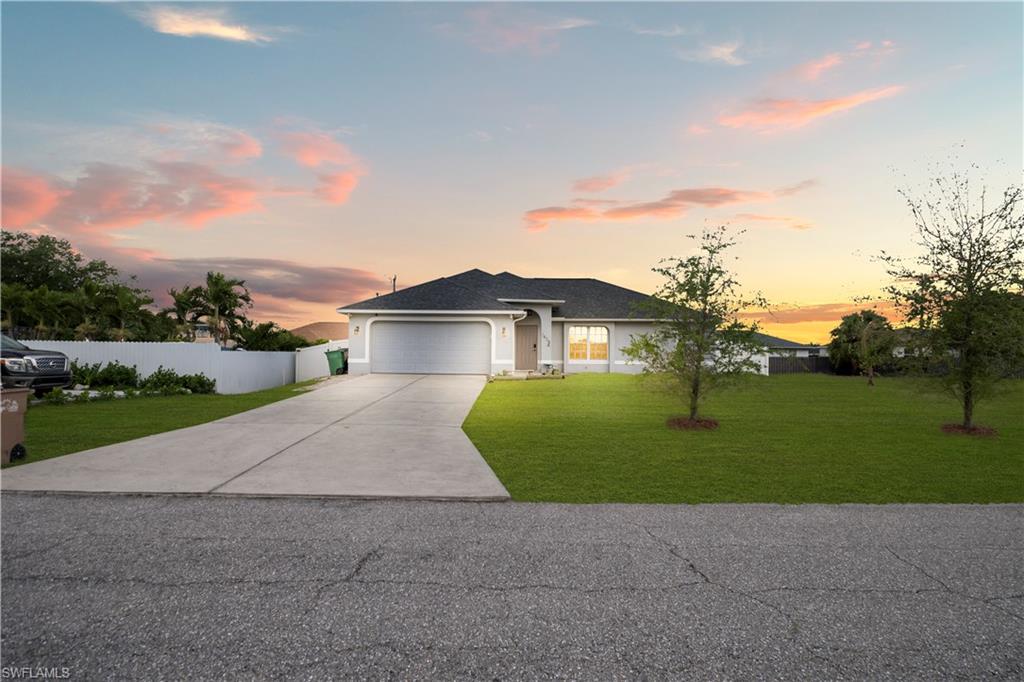 CAPE CORAL - Residential