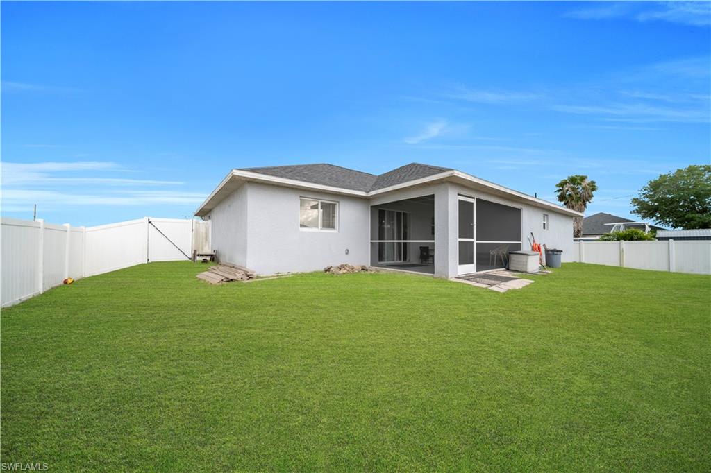 CAPE CORAL - Residential